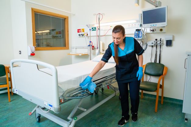 Photo of Bidvest Noonan Cleaning operative in an hospital